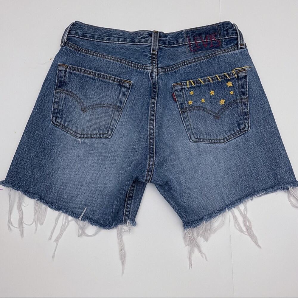 Levi’s Embroidered Star Cut Off Shorts